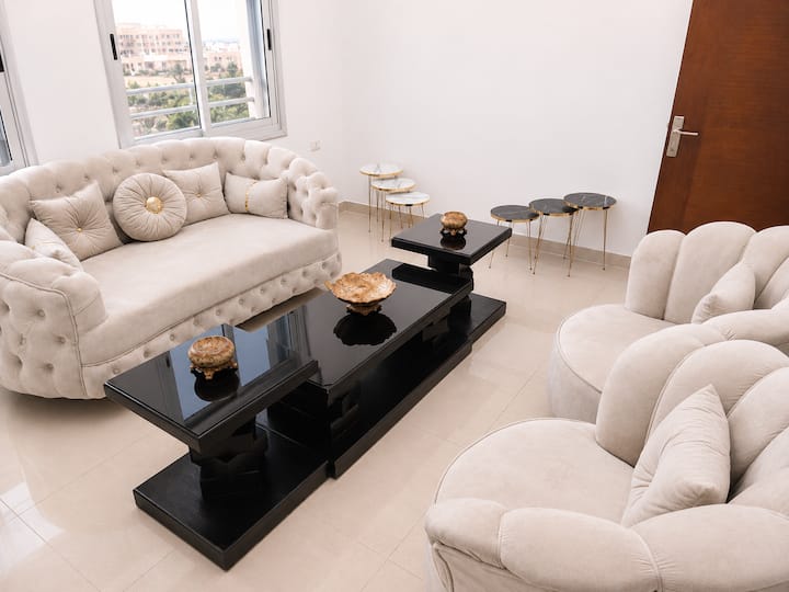 Spacious 3bed Clean, Quiet & Safe
Cozy Family Stay - Jordania