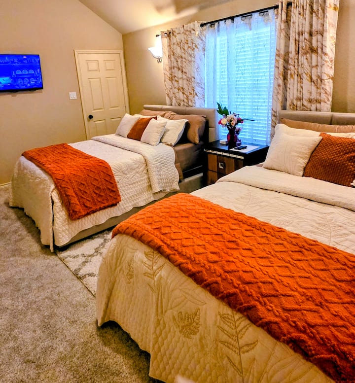 Modern Twin Escape In Grand Prairie - Mansfield, TX
