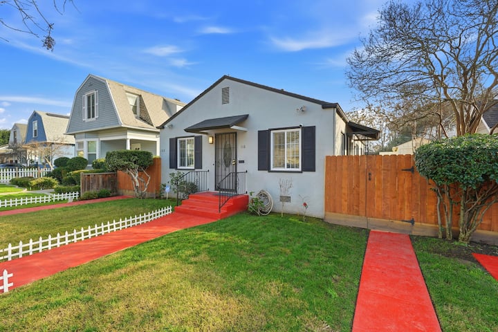 Beautiful Spacious Studio Home - Stockton, CA