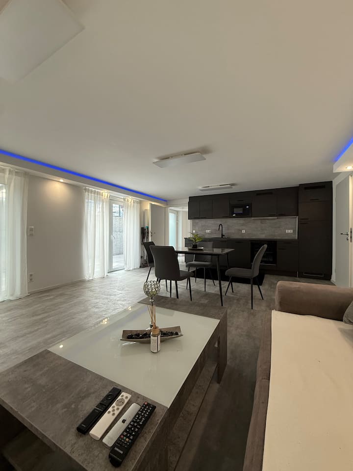 Modernes Apartment In Singen Mit Großer Terrasse - Singen (Hohentwiel)