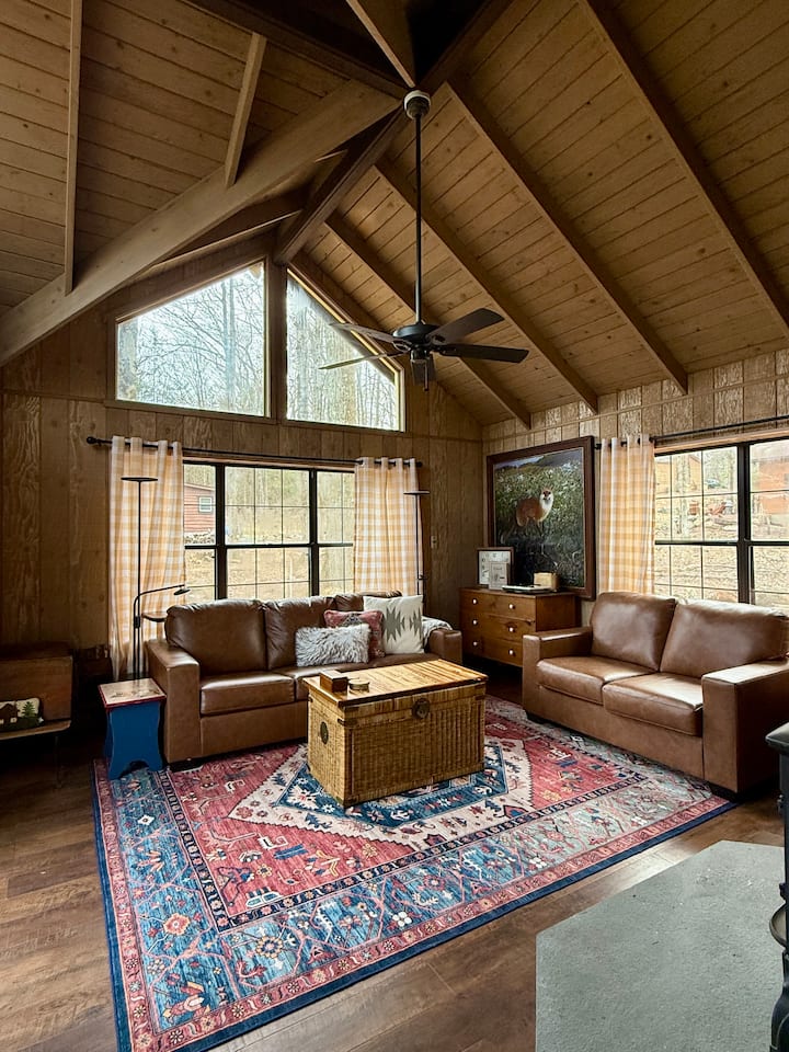 Cabin, 1bd+sleeper Sofa, Firepit, Fireplace, Grill - Pocono Mountains, PA