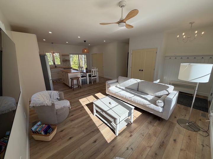 Sunny Sands Retreat - Sauble Beach