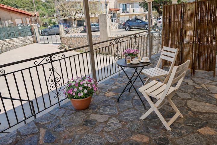 Α Στούντιο, άνετοι χώροι, βουνό κ θάλασσα κοντα - Lefkada