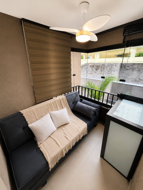 Top performing Airbnb: Entire apartment | Air Conditioning + Wi-Fi | Metro Nearby, up to 4 people in Saúde