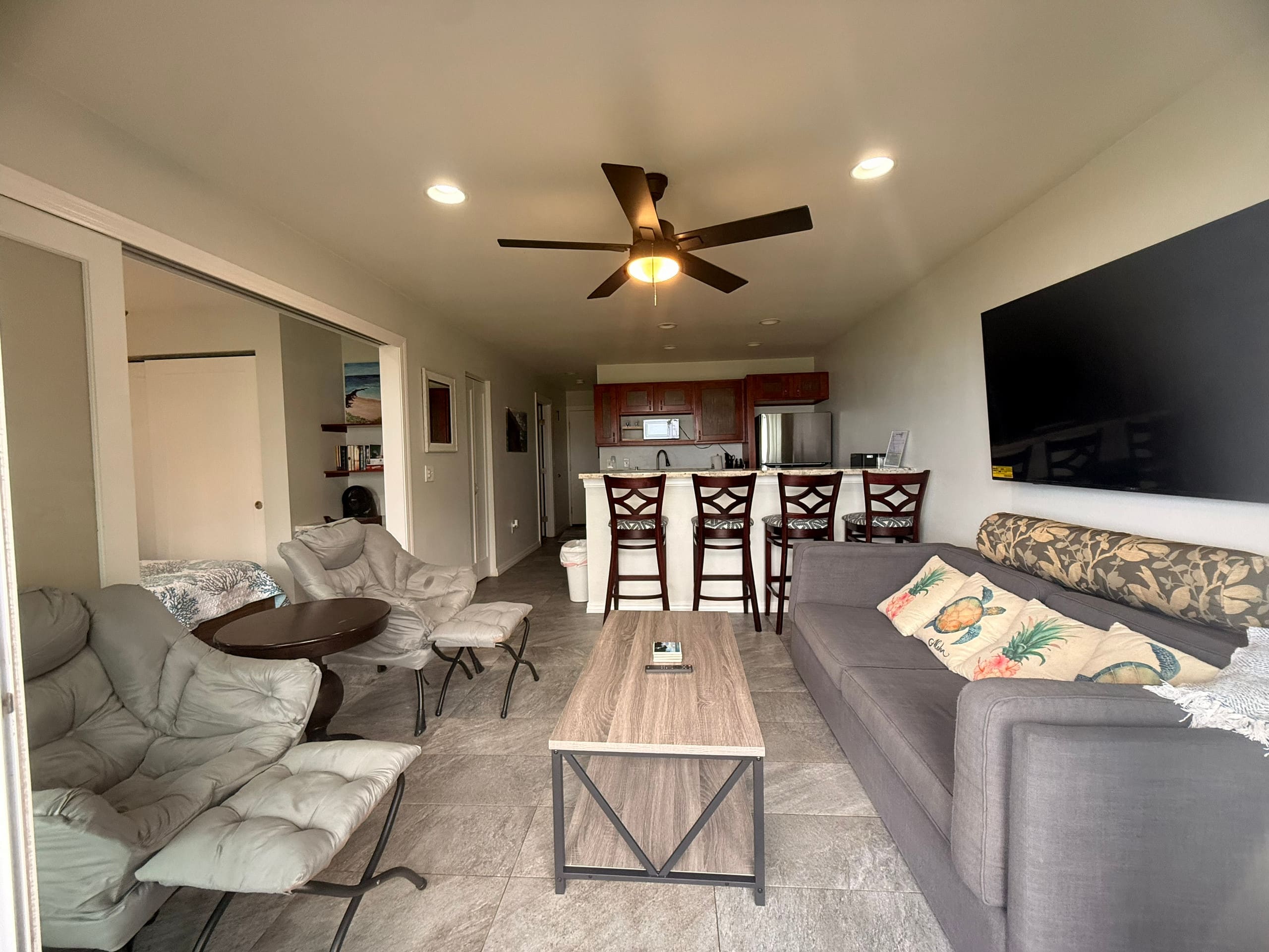 Condo in Kapaa · ★5.0 · 2 bedrooms · 4 beds · 1 private bath - Image 5