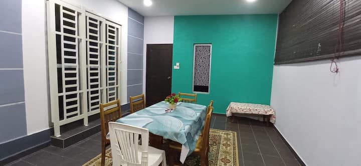 Syah Homestay / Roomstay / Guest House Studio Unit - Telok Panglima Garang