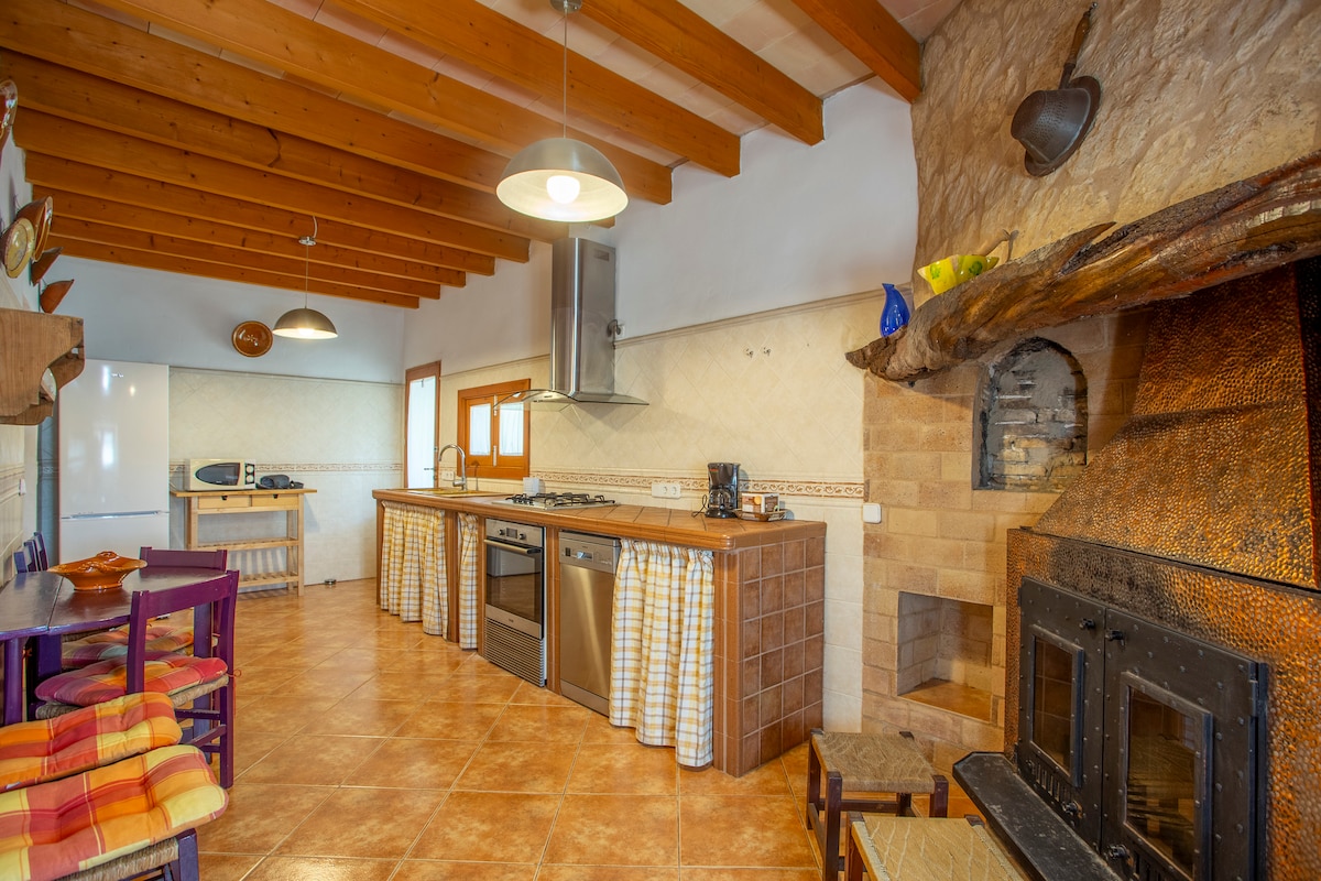 Finca Can Serigot with a large garden and a pool 3