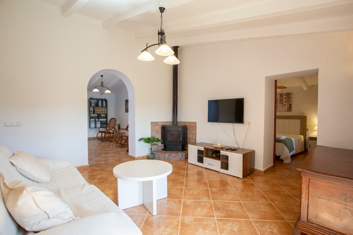 Finca Can Serigot with a large garden and a pool 2