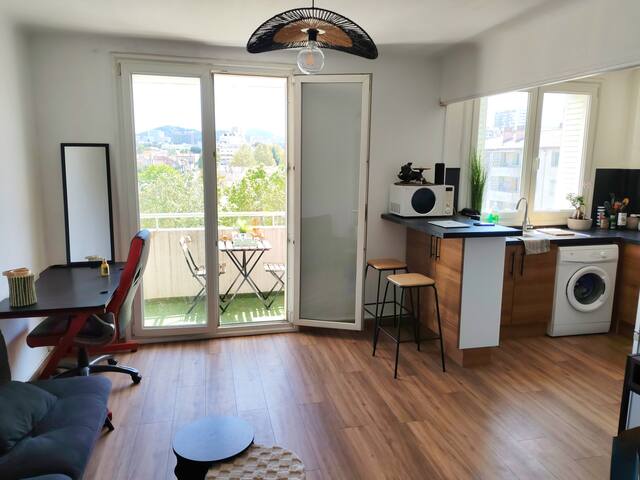 Guest favorite listing in Marseille