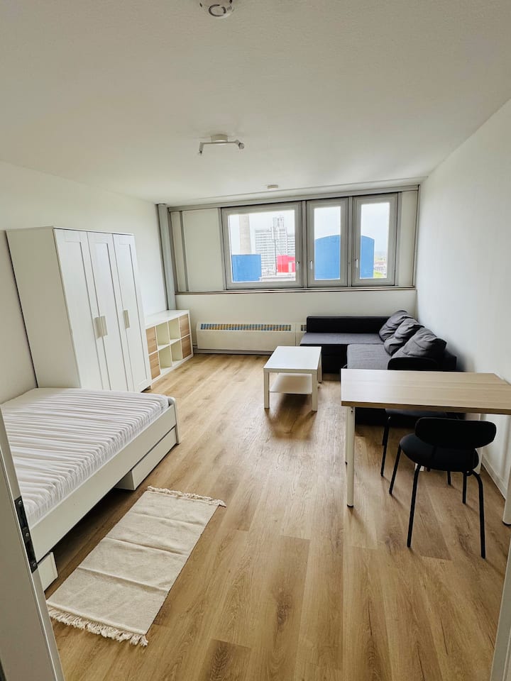 Wohnung Mit Super Ausblick In Köln - Keulen