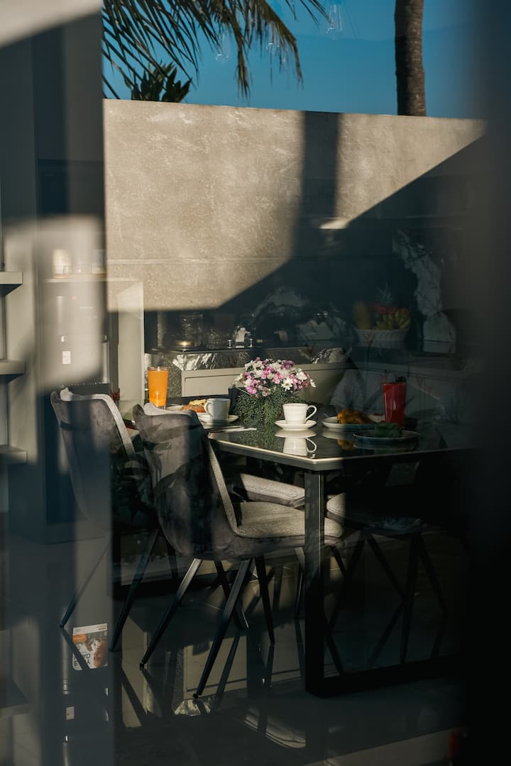 Modern Private Villa With Swimming Pool - Australia