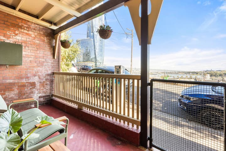 Stunning Harbour Views 3br Family Stay - Sydney