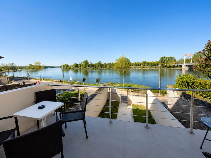 Maison avec vue sur la Loire