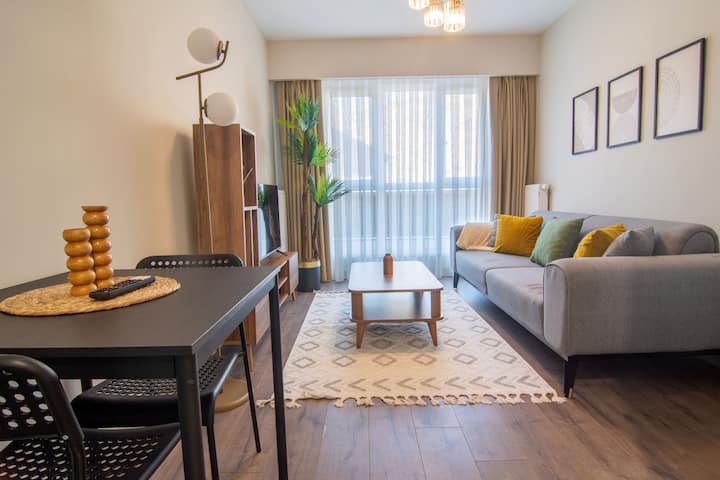 1bedr Apartment With Terrasse - Başakşehir