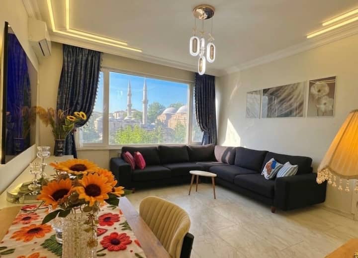 YusufpaÅŸa Tramvay Dibinde | Premium Daire - Fatih