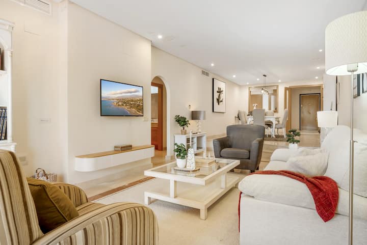 Casa Las Mimosas - 2-bed Beachside Retreat - Puerto Banús