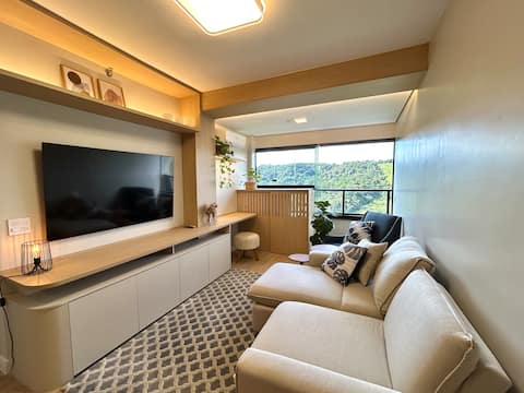 Popular Airbnb listing: Apartment in Alphaville | 1 En-Suite + Bedroom + Covered Parking Space in Barueri