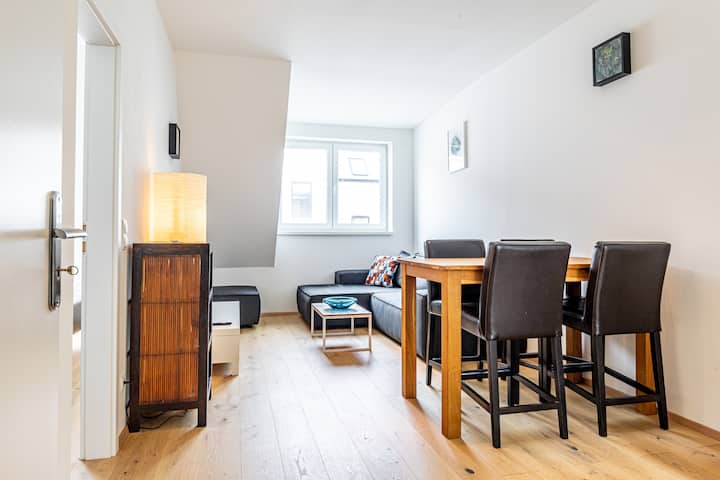 Exclusive Vienna - Rooftop & Excellent Connections -