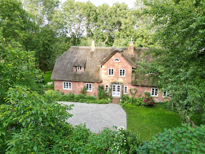 Dachgeschosswohnung Im Reetdachhaus Auf Eiderstedt - Simonsberg