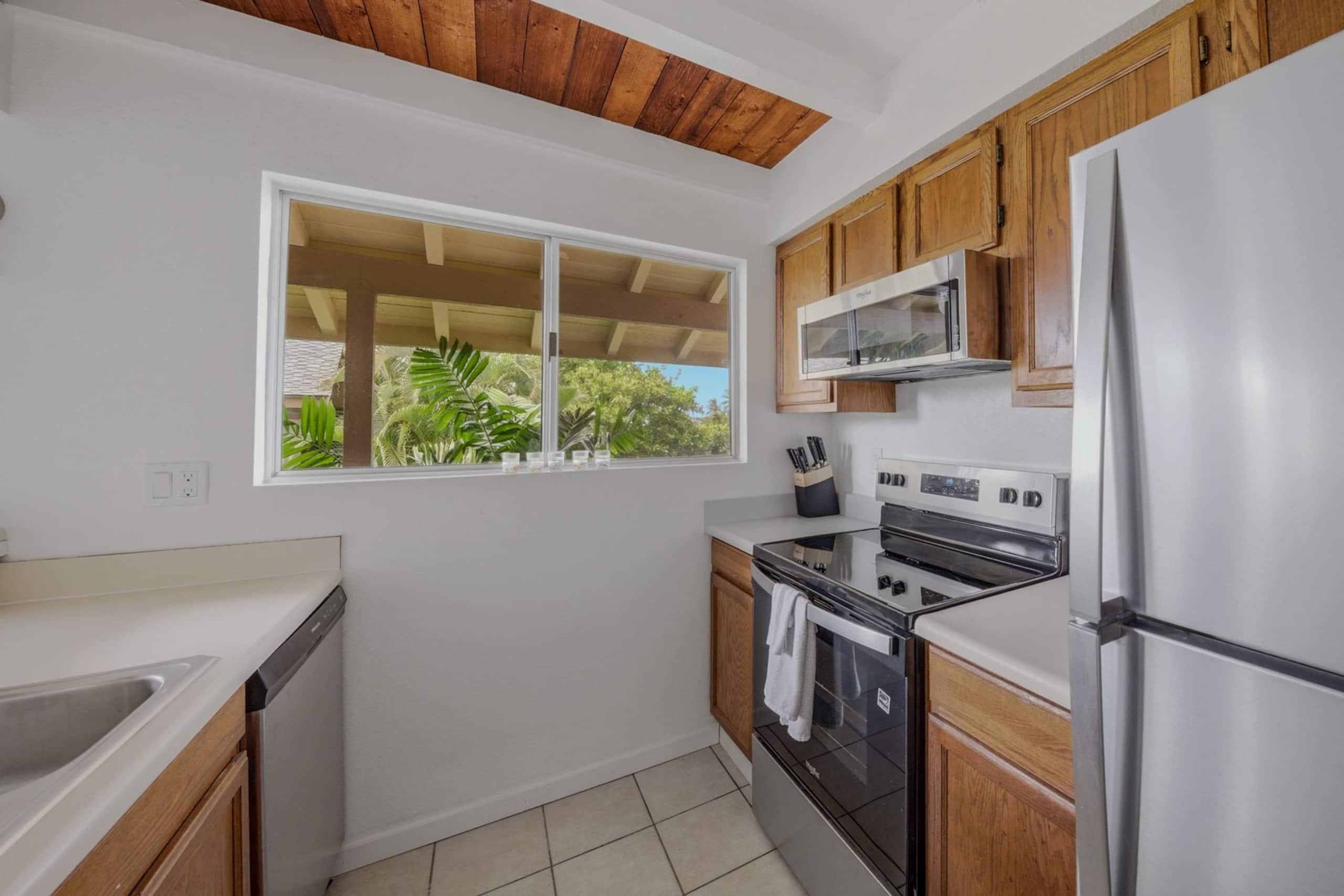 Princeville 2 bdrm 1.5 bath near Hanalei, sleeps 6 - Photo 5