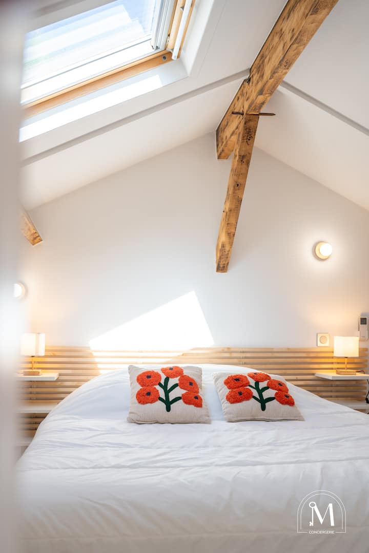Quarto 2 no andar de cima - cama de casal de 140 cm