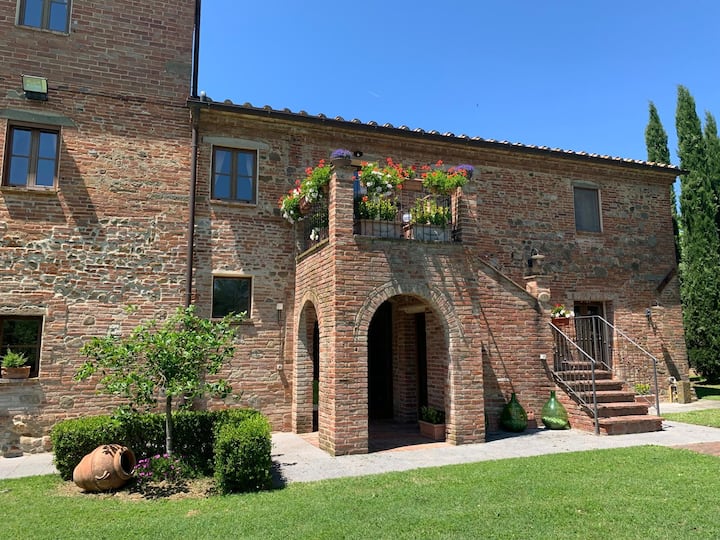 Luxury Historic Estate With Panoramic Tuscan Views - Pienza