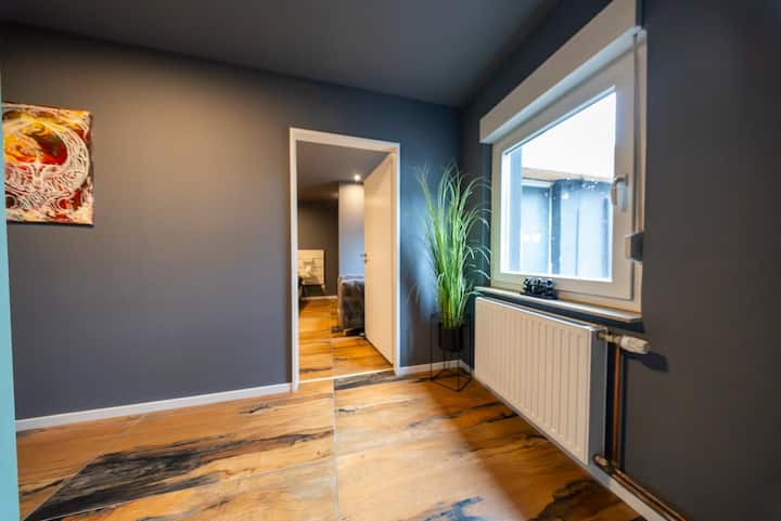 2 Zimmer Wohnung - Cologne