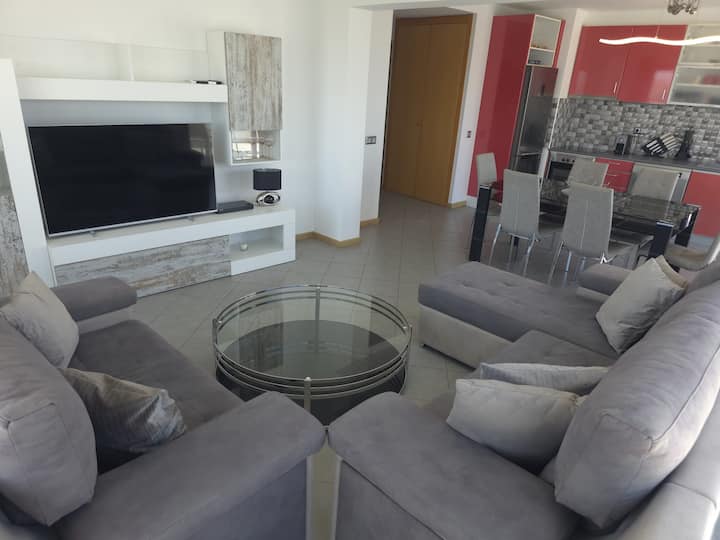 Oceano Lux 2 Bed Apartment With Sea View Terrace - Portimão