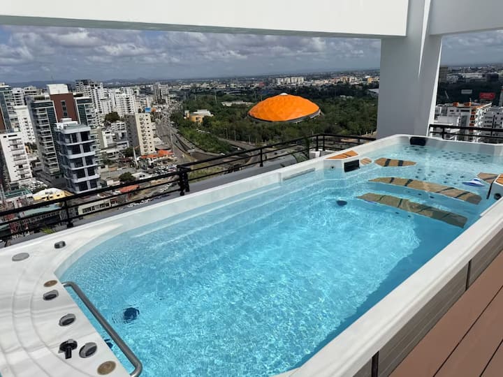 Jacuzzi, Infinity & Poolrooftop Lounge City View. - Santo Domingo