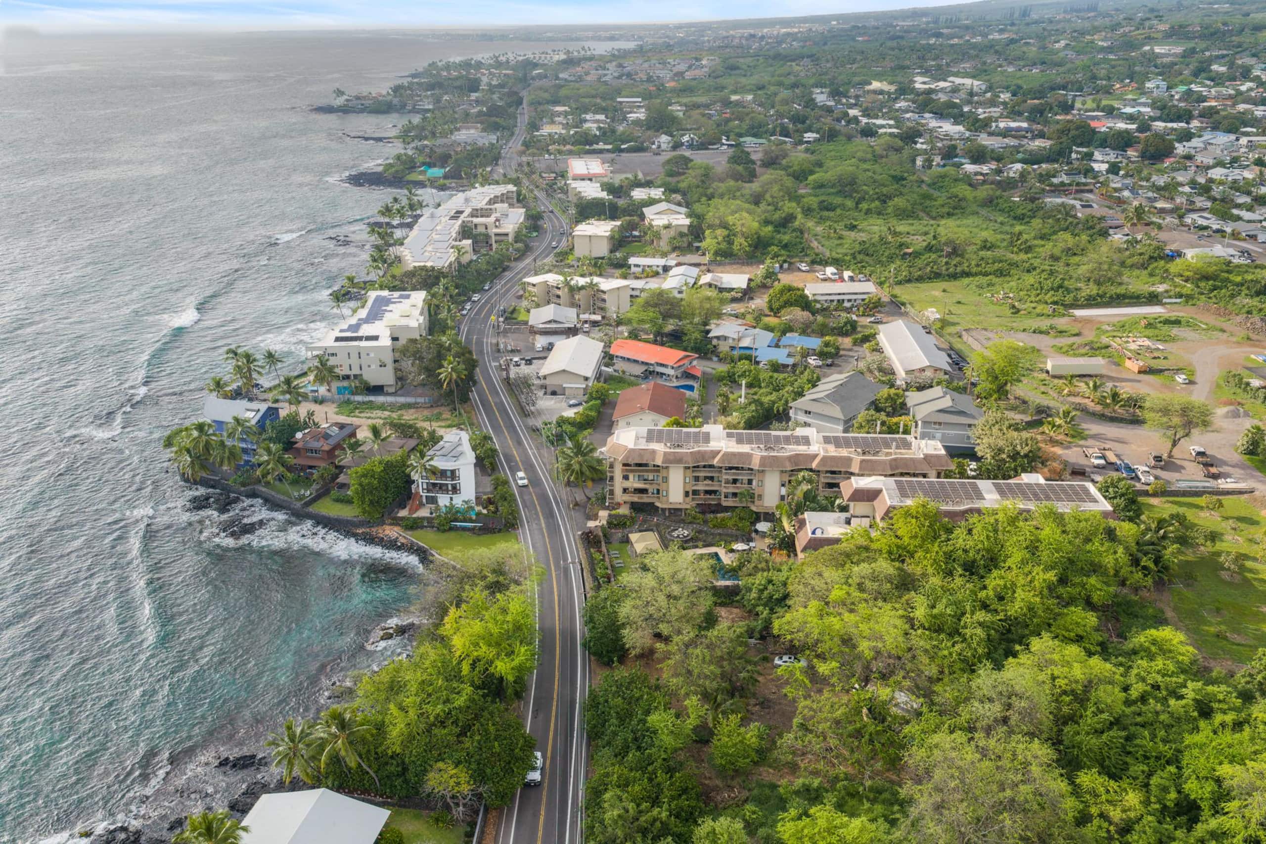 Condo in Kailua-Kona · ★5.0 · 2 bedrooms · 4 beds · 2 private baths - Image 34