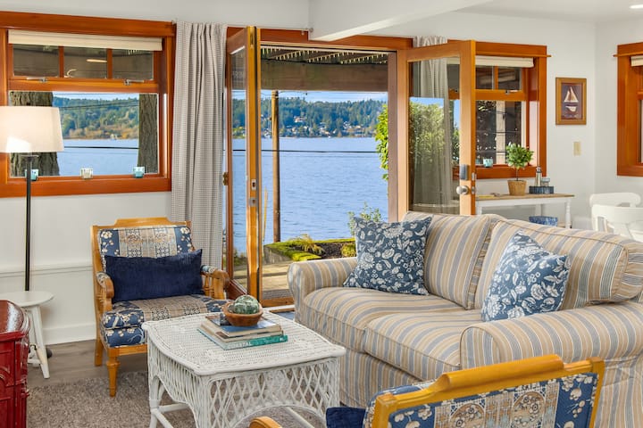 Crystal Springs Seaside Escape - Bainbridge Island, WA