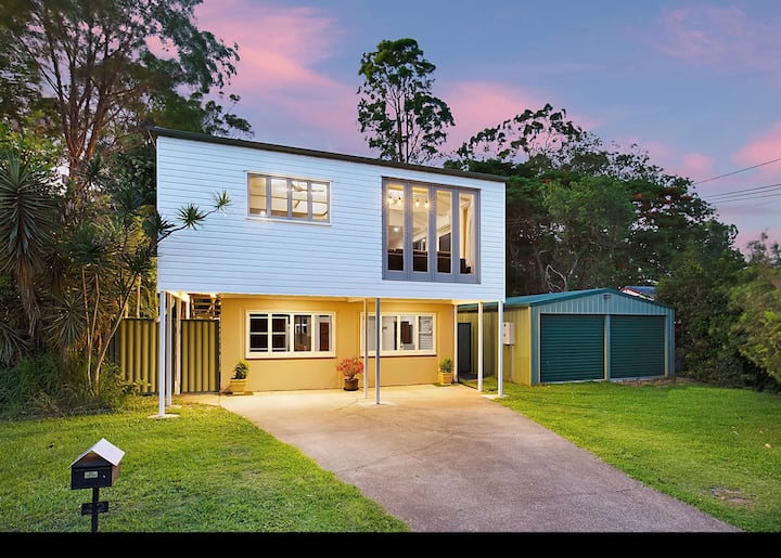 Pool House For Big Groups With Free Parking - Brisbane