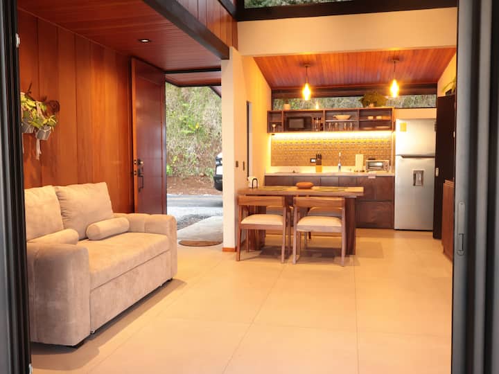 Charming Private Jacuzzi Romantic Mountain Escape - Quesada
