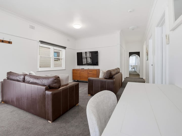 Vale Road Studio Three | Coffee At Your Doorstep - Bathurst