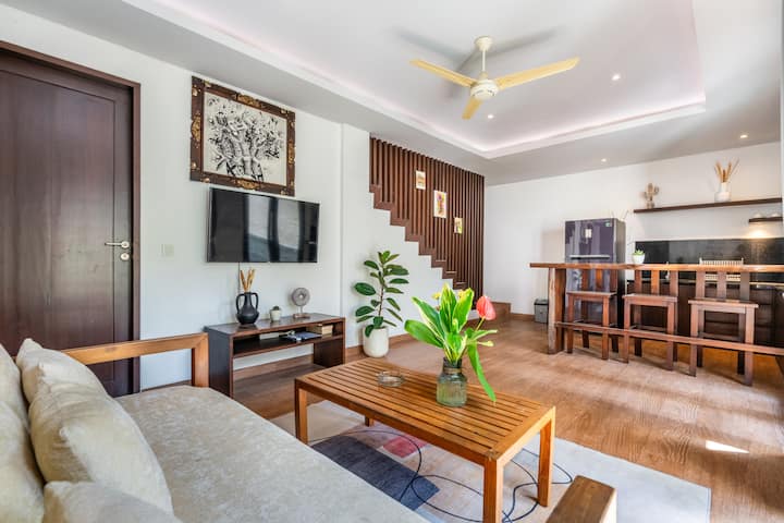 Quiet 2br Seminyak Pool Villa: 5 Min Beach & Eats - Denpasar