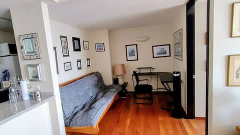 Top Airbnb: 2-Bedroom Master Suite in the Historic Center of Mexico City in Ciudad De México (Cdmx)