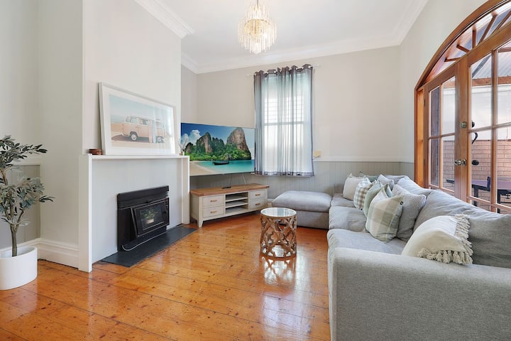 Morrissey Cottage - Warrnambool