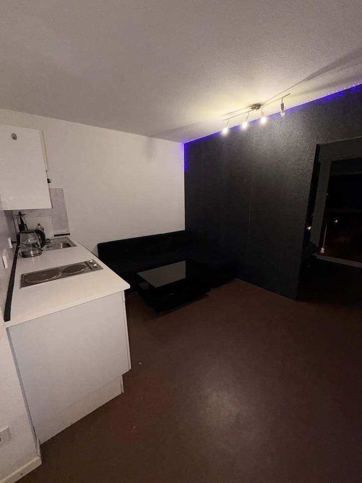 Gemütliches Apartment Mit Küche Und Eigenem Bad - Ulm