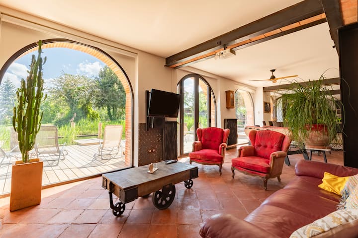 Chateau Fourclins Privatisè Pour 16 Personnes - Haute-Garonne