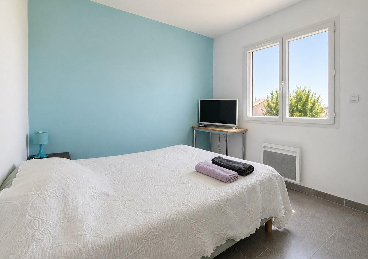 Chambre cosy, terrasse vue Vercors