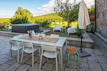 Dalmatian Slow Living Villa • Pool, BBQ & Jacuzzi