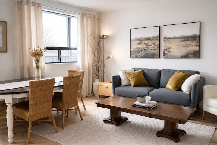 Cozy 2br On Trendy Avenue Rd | Patio - Toronto