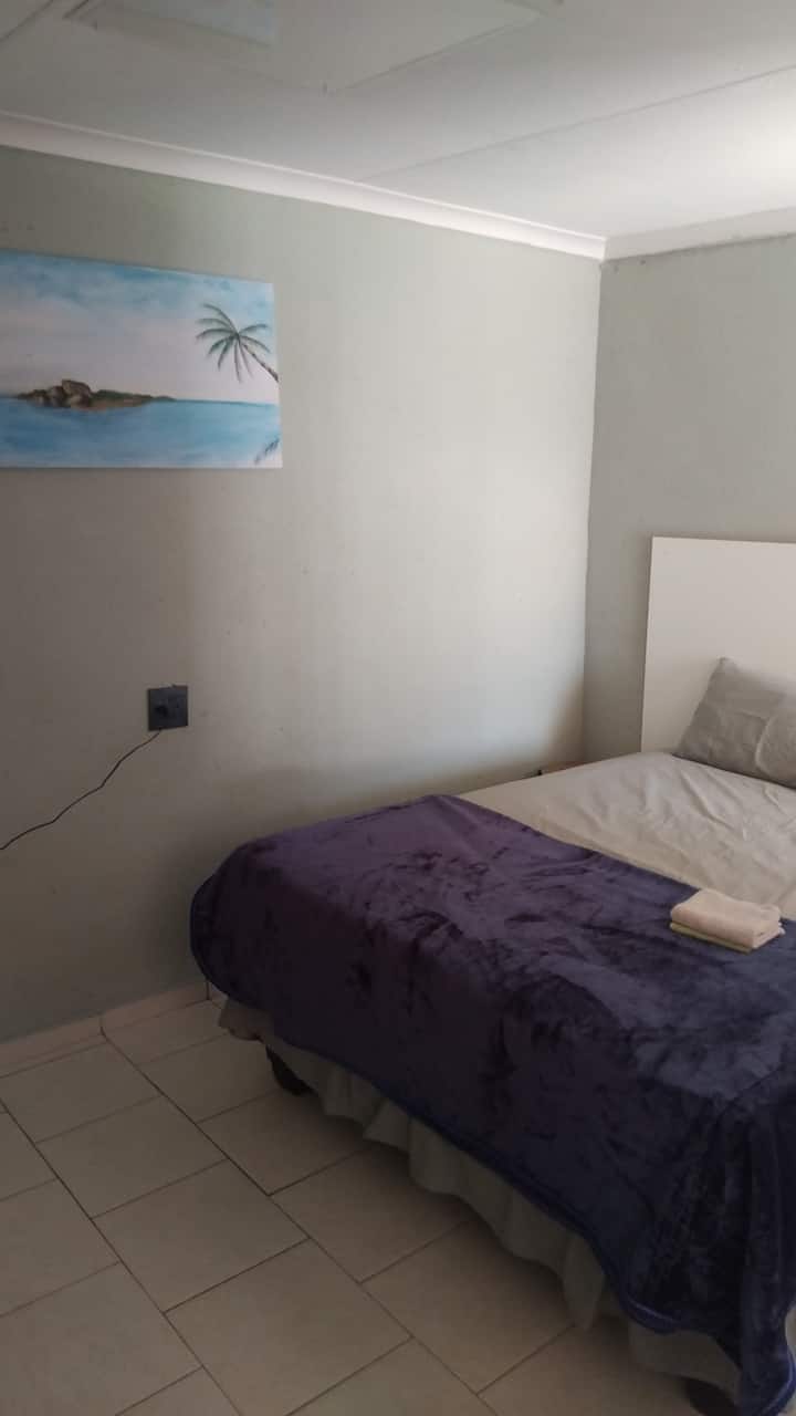 Efkay Guest House - Malamulele
