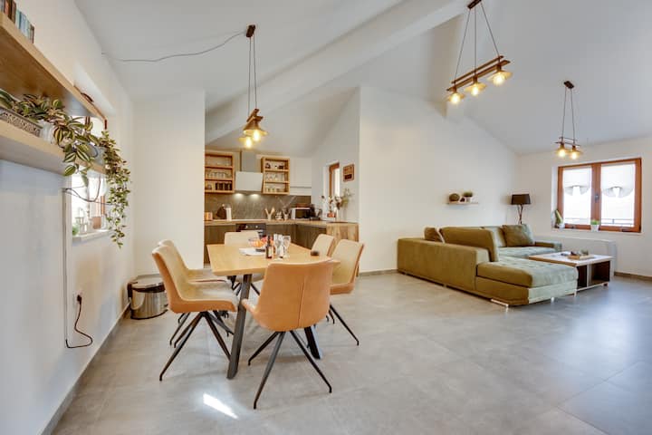 Ferienwohnung Sutorman 2 – Bergpanorama Mit Stil - Montenegro
