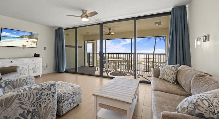 Beach Days, Zero Rush | Fort Myers Escape - Fort Myers Beach, FL