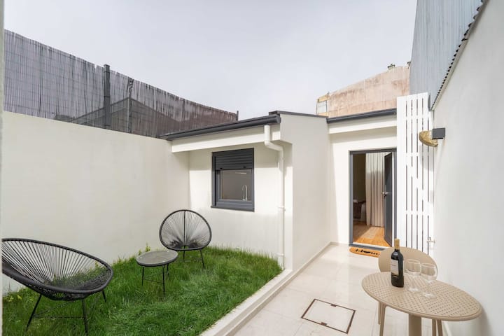 2 Elegant Flats With Terrace & Ac By Hostwise - Porto