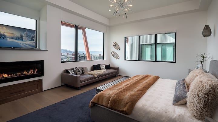Dormitorio 1, planta principal - Dormitorio principal con cama tamaño king