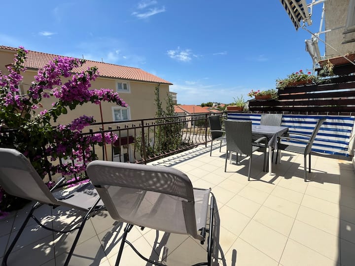 Apartments Silvija Tribunj - 2 - Vodice