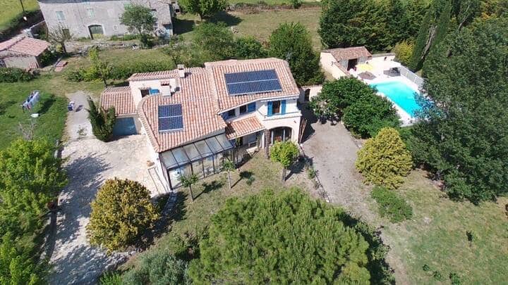 Belle Villa Avec Piscine, Cévennes Et Garrigues - Saint-Hippolyte-du-Fort