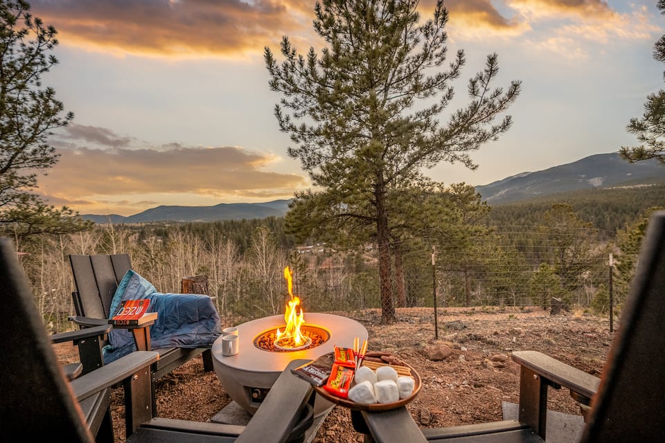 A geodesic dome at 9,000 feet, Bailey, Colorado, United States, photo 9 of 10